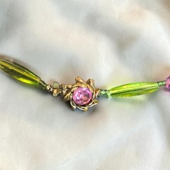 Vintage Art Glass Botanical Necklace Green Pink Floral Box Clasp 32″ Statement
