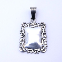 Vintage Sterling Silver 925 Repousse Engravable 1.5″ Womens Necklace Pendant