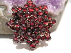 Victorian 1890’s Garnet Star Pin/Brooch