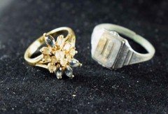 Lot Of 7 Vintage Mod Goldtone & Silvertone Rhinestones Faux Pearls Rings