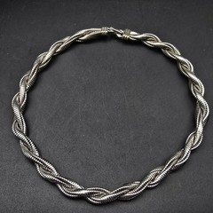 Silver Tone Twisted Chain Collar Necklace Vintage Costume Jewelry
