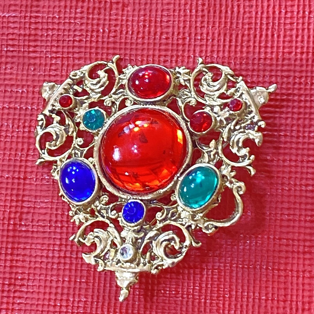 Vintage Etruscan Style Antique Gold Tone Brooch Jelly Cabochons 1.75”