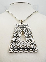 Vintage 1960s Crown Trifari Gold Tone White Enamel Large Pendant 28 In Necklace