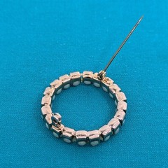 Vintage 36mm imitation pearl circle brooch