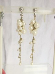 Vintage White Faux Pearls on 4″ Long Chain Earrings Clips Shoulder Dusters