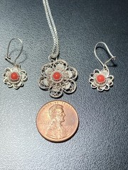 Beautiful Vintage Filigree .900 Silver Flower Necklace & Earrings (D.N. Stamp)