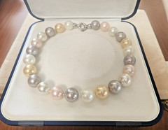 Vintage UE Estate Jewelry Made in Italy 16″ 12 to 13 mm Imitation choker pearls
