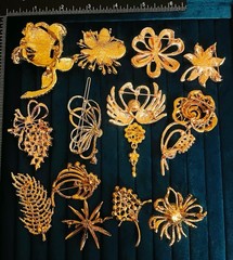 Vintage Style Crystal Rhinestone Brooch Lot 15 Elegant Floral & Animal Designs