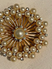 Vintage (1955-69) Crown Trifari+ C Pearl & Rhinestones Brooch 2 Inches Used