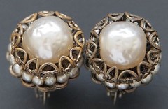 MIRIAM HASKELL Vintage Earrings Baroque Pearls Screw Back Signed