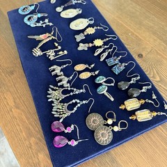 Assorted Vintage & Modern Costume Earrings Lot Beautiful Variety 17 Sets