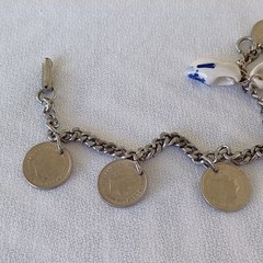 Vintage 1950-1970 Netherlands 10 Cent Coins Charm Bracelet Dutch Clogs 6″