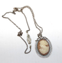 Vintage Cameo Left Facing Necklace Silver Ornate Metal Frame Beauty Theme #136