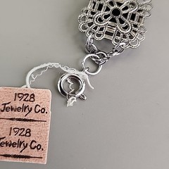 Vintage 1928 Brand Panel Bracelet Black Glass Silver Tone Filigree 7″