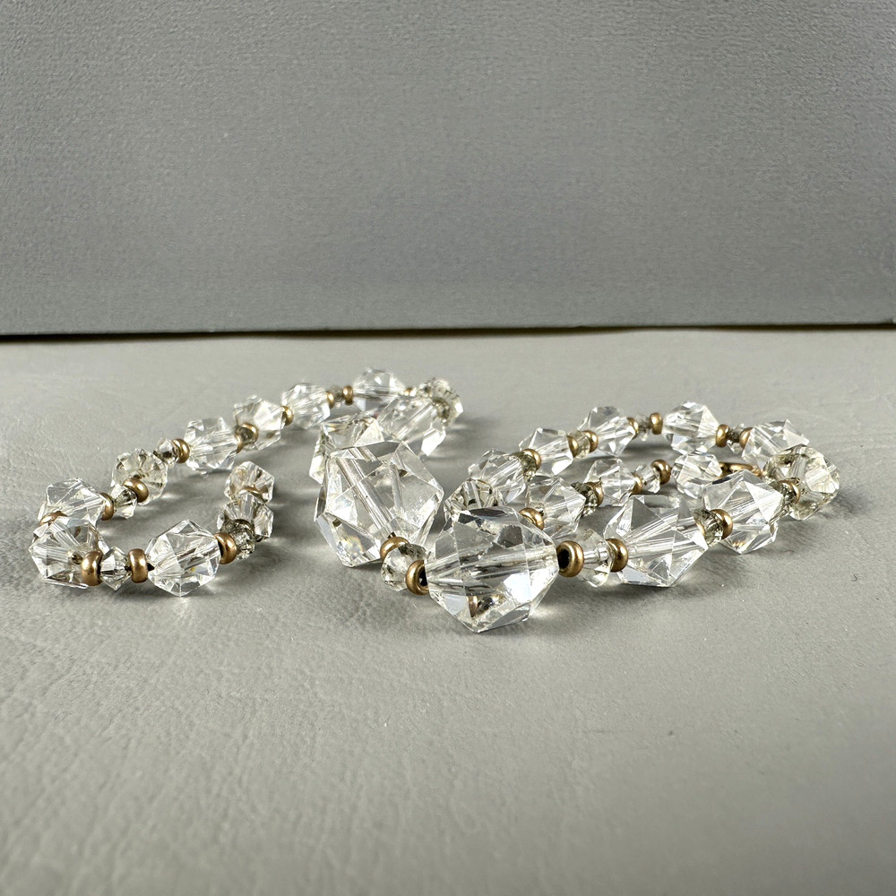 Vintage Necklace Clear Faceted Crystal Beads Gold Tone Graduated 15″