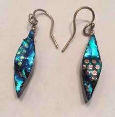 Vtg Art Glass Cut Tumble Marquis Shaped Dangle 1” Pierced Peacock Iridescent
