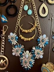 VTG – Modern Jewelry Bracelet Necklace Earring Hair Pin Rhinestone Lot