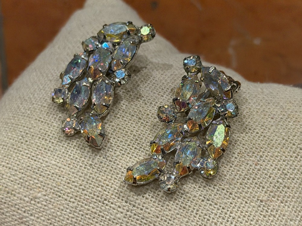 B. DAVID ART DECO VINTAGE IRIDESCENT RHINESTONE NAVETTE CLIMBER CLIP ON EARRINGS