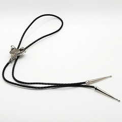 Horse Saddle Southwestern Western Cowboy Silver Tone Vintage Bolo Tie Necklace