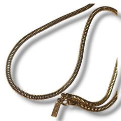 Vintage AVON Signed Gold Tone Rolled Snake Chain 18″