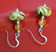 925 Lampwork Glass Bead Earrings 1.25in Sterling Silver 5gtw Brown Cream Swirl