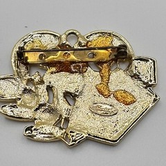 Danecraft Queen of Spades Brooch Pin Goldtone Royal Flush Back Repaired