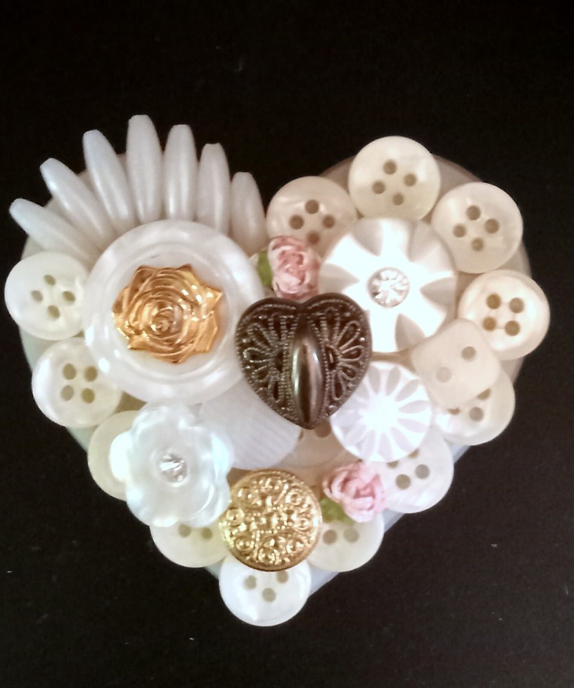 Vintage Hallmark Retro 80s Signed Heart Brooch Pin Valentines Love Day