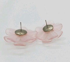 Pink Flower Earrings Pierced Faux Pearl Acrylic Silver tone Couture 1.25 in