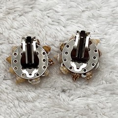 Vintage Sea Shell Jewelry Set Brooch Clip On Earrings Beach Mermaid