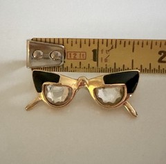VTG Clear Rhinestone Gold Tone Enamel Cat Eye Glasses Brooch Pin