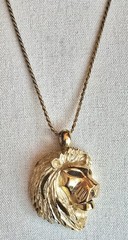 Diamond Cut Lion Head gold tone Pendant and 925 Italy Chain 28 In Vintage Read