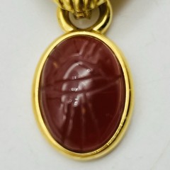 Vintage Signed Weingeroff Scarab Necklace Red Carved Stone Gold Tone Pendant 28″