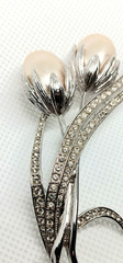 Jay Strongwater Floral Brooch Pearl And Rhinestone Crystal Stem Silver Tone Pin