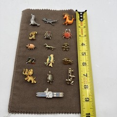 Vintage Pins Animal Theme Dog, Seal, Elephant, Crab Some Marked – Lot of 15