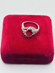 Vintage Faux Ruby Clear CZ Cubic Zirconia Silver Tone Ladies Band Ring Size 9.25