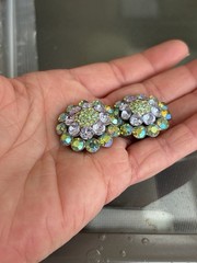 Signed Tara Aurora Borealis Lavender Rhinestone Clip On Earrings 1” Vintage
