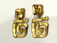 LARGE 2.75″ DANGLING DROP MATTE GOLD SPIRAL SWIRL 1980S CLIP ON EARRINGS EUC