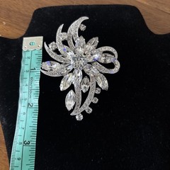 Vintage Eisenberg Ice Rhinestone Brooch Clip Earrings Set WITH BOX Jewelry