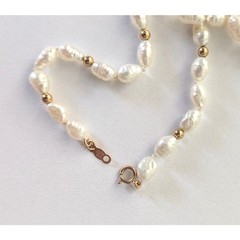 14K Yellow Gold White Fresh Water Pearl Beaded & Knotted Necklace 18″