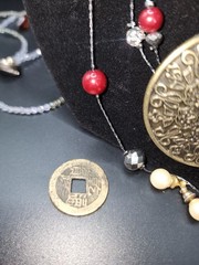 Estate Lot Vintage Contemporary Jewelry Necklaces Bracelet Earrings Rings 34 Pcs