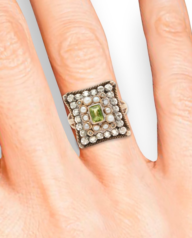 10 Grams GOLD 19K-Hallmak 14K RING PERIDOT PEARLS SIZE 6.5 VINTAGE ENGLAND
