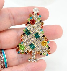 Signed Christmas Tree Brooch Rhinestone Prong Set SZP