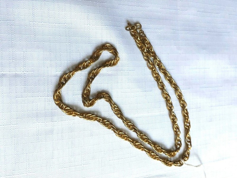 Vintage Gold Tone Necklace 26 Inches As Pictured-VM8.