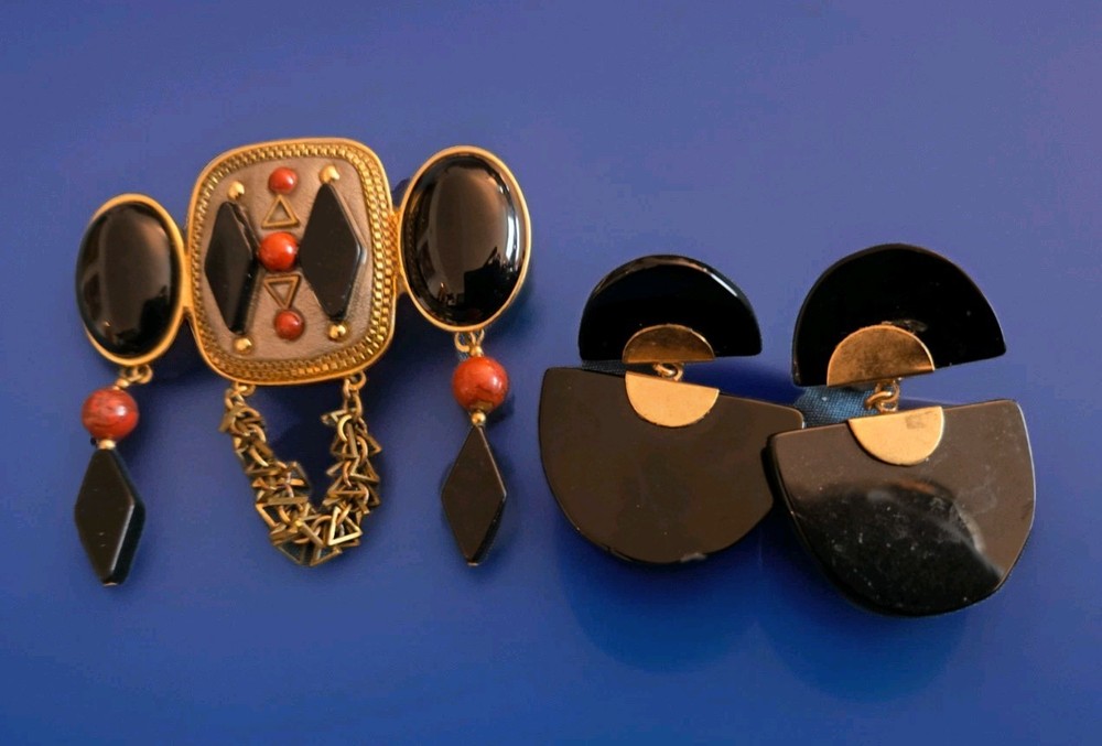 Art Deco Onyx Carnelian Earrings Big Pin Set