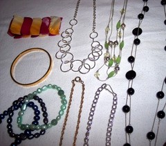 Estate Find Costume Jewelry Variety Necklaces Bracelets Rings Pin 22 Piece Lot A