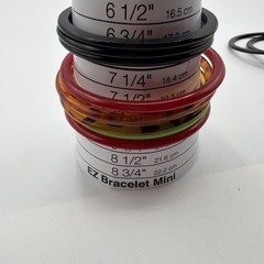 Vintage Lot Of 19 Lucite acrylic plastic Multicoloured Bangle Slim Bracelets