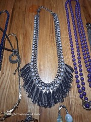 A1 Lot of 29 Vintage Modern NECKLACE Costume Jewelry Fashion Glass Beads Choker