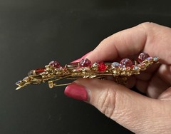 Gorgeous Vintage Red AB Rhinestone Brooch In Gold Tone With Molded Beads 3.5”