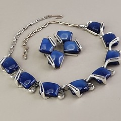 Vintage Thermoset Necklace Clip On Earrings Set Blue Silver Tone 15″