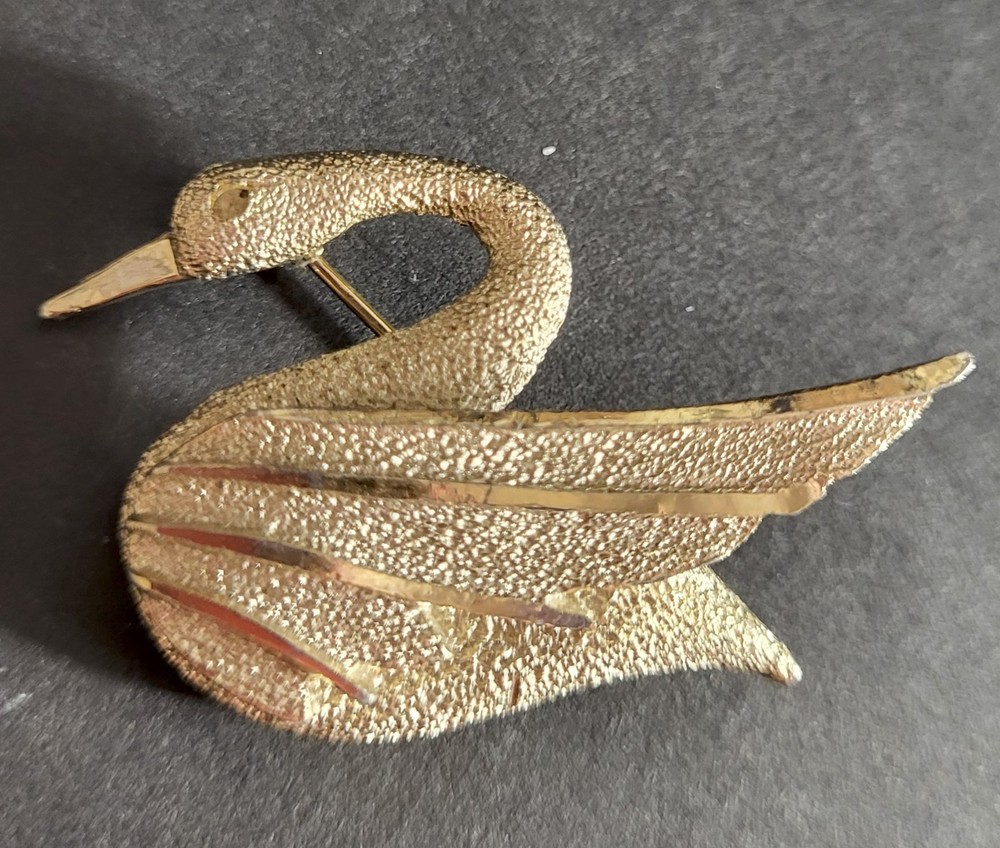 Vintage Gold Tone Swan Brooch Marked B.S.K. Co. 1950’s – 1970’s
